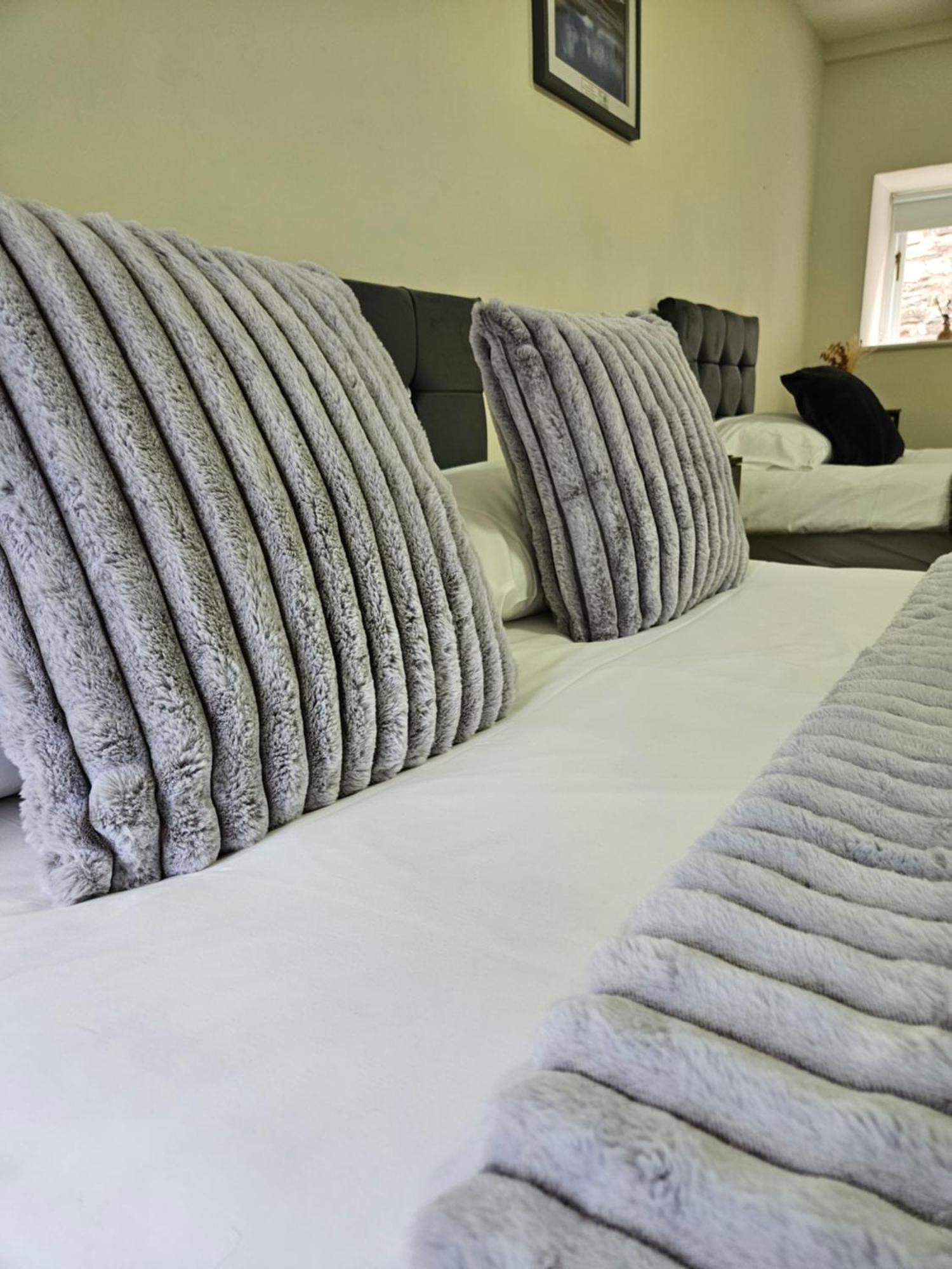 The Beacons Guest House 브레컨 외부 사진